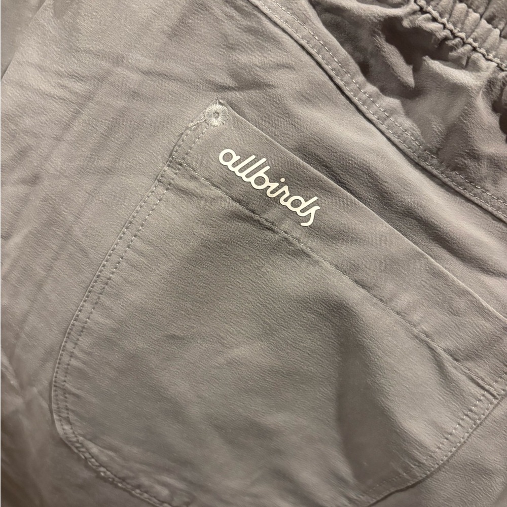 NWT Allbirds Natural Run Athletic Shorts in Medium Grey